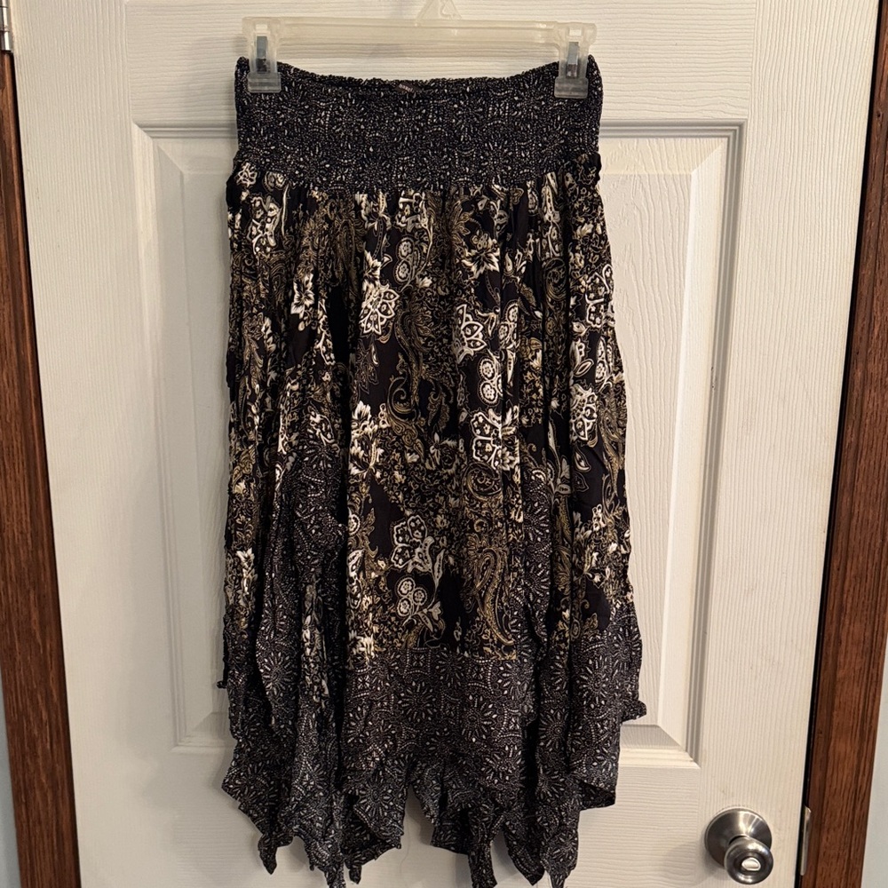 Hazel Black, Brown and White Paisley‎ Hanker chief Skirt
